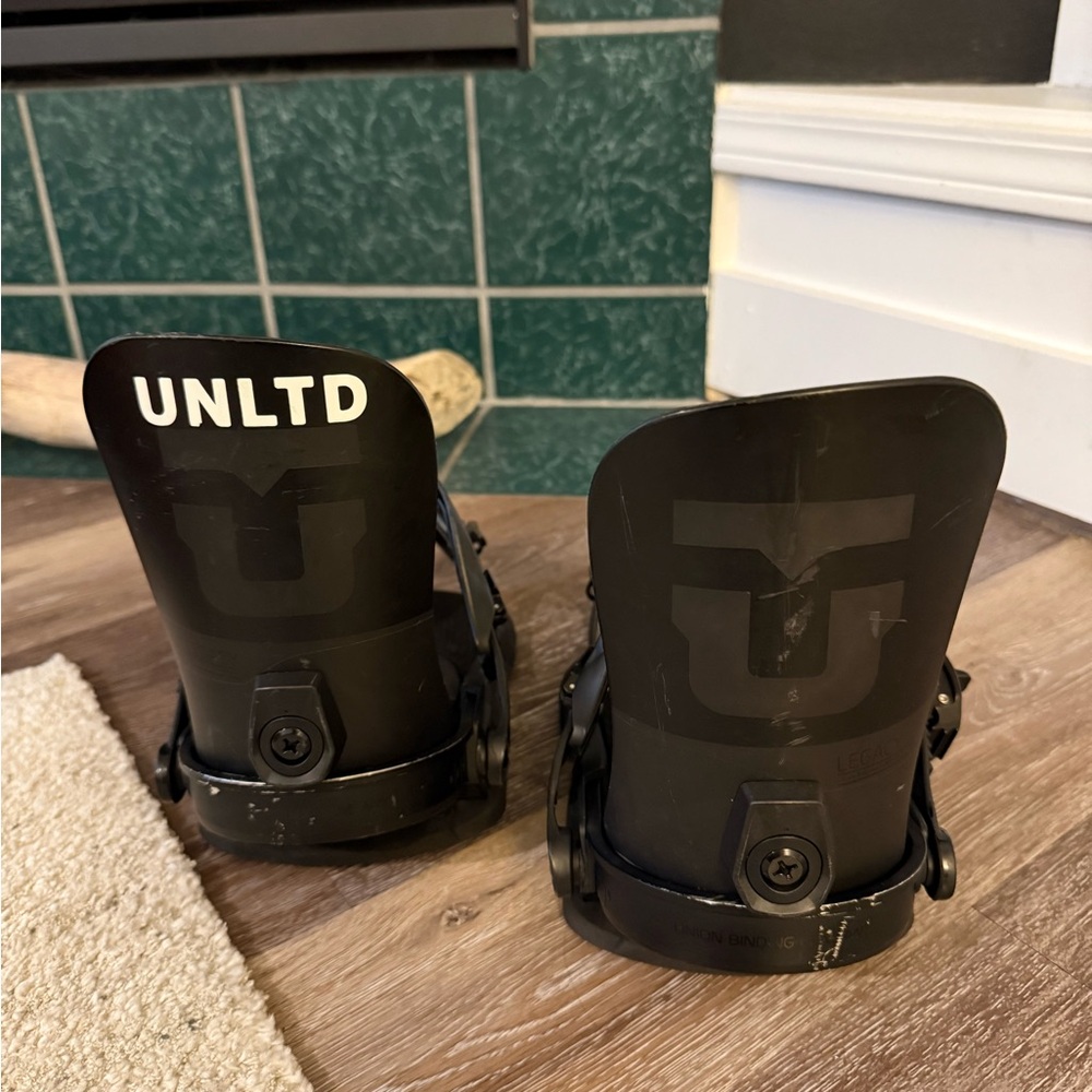 Union Legacy Black Snowboard Bindings